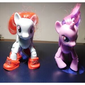 My Little Pony Explore Equestria, Twilight Sparkle & Rainbow Dash With Shoes 2